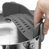 Silicone Funnel For Pans & Bowls - Kitchen